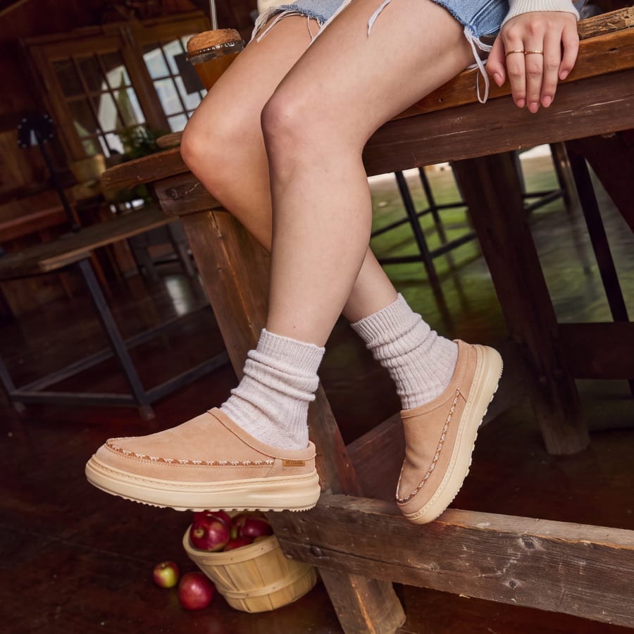 Remi Toastee Clog Suede